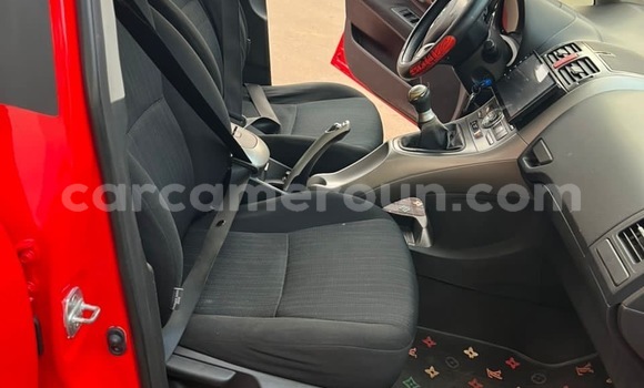 Acheter Occasion Voiture Toyota Auris Rouge à Yaoundé, Central Cameroon Acheter Occasion Voiture Toyota Auris Rouge à Yaoundé, Central Cameroon