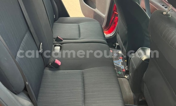 Acheter Occasion Voiture Toyota Auris Rouge à Yaoundé, Central Cameroon Acheter Occasion Voiture Toyota Auris Rouge à Yaoundé, Central Cameroon