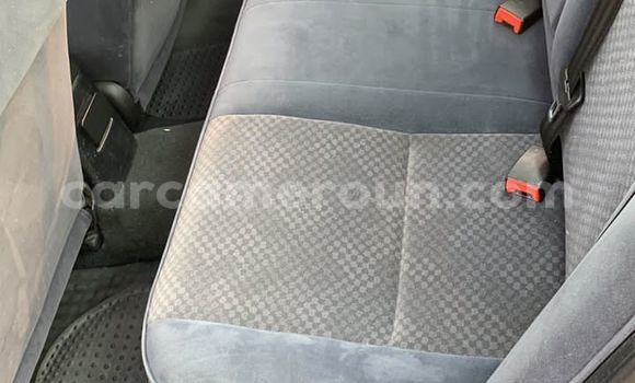 Acheter Occasion Voiture Toyota Avensis Rouge à Douala, Littoral Cameroon Acheter Occasion Voiture Toyota Avensis Rouge à Douala, Littoral Cameroon