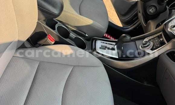 Buy Used Hyundai Elantra Silver Car in Yaounde in Central Cameroon Buy Used Hyundai Elantra Silver Car in Yaounde in Central Cameroon