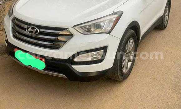 Acheter Occasion Voiture Hyundai Santa Fe Blanc à Douala, Littoral Cameroon