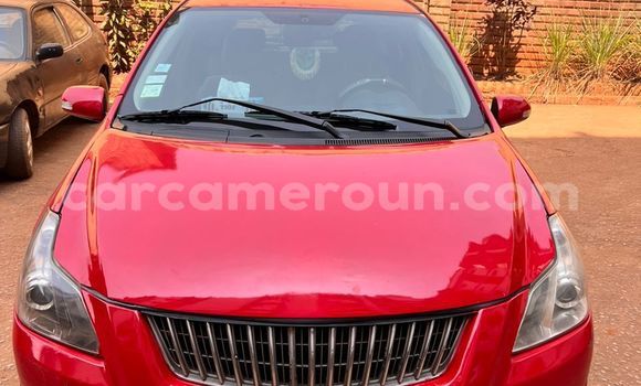 Sayi Na hannu Toyota Blade Red Mota in Yaounde a Babban Kamaru Sayi Na hannu Toyota Blade Red Mota in Yaounde a Babban Kamaru