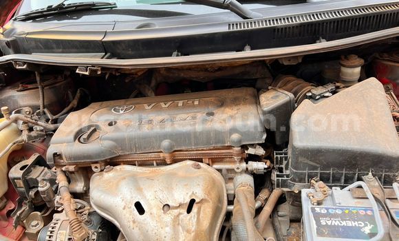 Sayi Na hannu Toyota Blade Red Mota in Yaounde a Babban Kamaru Sayi Na hannu Toyota Blade Red Mota in Yaounde a Babban Kamaru