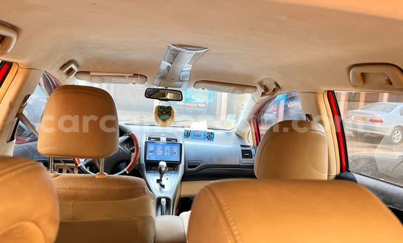 Sayi Na hannu Toyota Blade Red Mota in Yaounde a Babban Kamaru Sayi Na hannu Toyota Blade Red Mota in Yaounde a Babban Kamaru