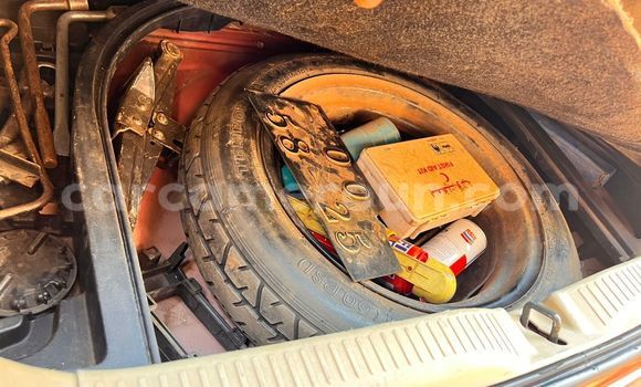 Sayi Na hannu Toyota Blade Red Mota in Yaounde a Babban Kamaru Sayi Na hannu Toyota Blade Red Mota in Yaounde a Babban Kamaru