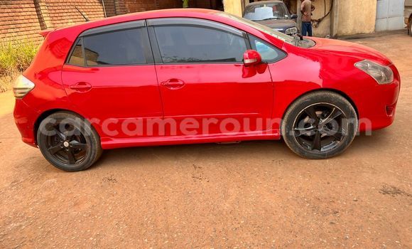 Sayi Na hannu Toyota Blade Red Mota in Yaounde a Babban Kamaru Sayi Na hannu Toyota Blade Red Mota in Yaounde a Babban Kamaru