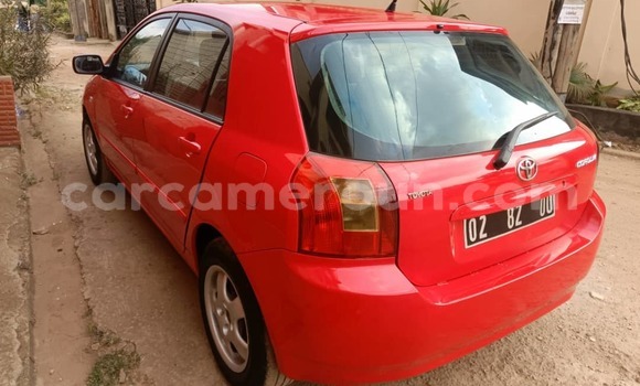 Acheter Occasion Voiture Toyota Corolla Rouge à Yaoundé, Central Cameroon Acheter Occasion Voiture Toyota Corolla Rouge à Yaoundé, Central Cameroon