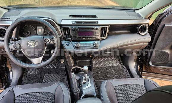 Acheter Occasion Voiture Toyota RAV4 Noir à Yaoundé, Central Cameroon Acheter Occasion Voiture Toyota RAV4 Noir à Yaoundé, Central Cameroon