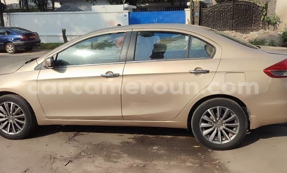Sayi Na hannu Suzuki Ciaz M Mota in Douala a Ƙasar Kamaru Sayi Na hannu Suzuki Ciaz M Mota in Douala a Ƙasar Kamaru
