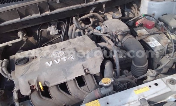 Acheter Neuf Voiture Toyota Yaris Verso Gris à Douala, Littoral Cameroon Acheter Neuf Voiture Toyota Yaris Verso Gris à Douala, Littoral Cameroon