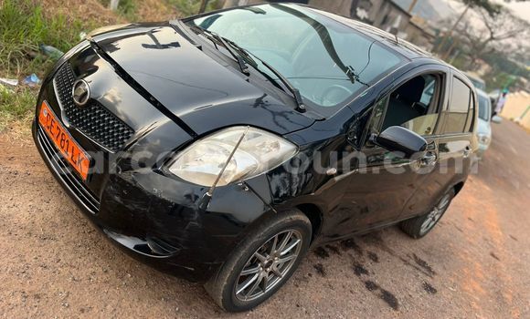 Acheter Occasion Voiture Toyota Yaris Noir à Yaoundé, Central Cameroon Acheter Occasion Voiture Toyota Yaris Noir à Yaoundé, Central Cameroon