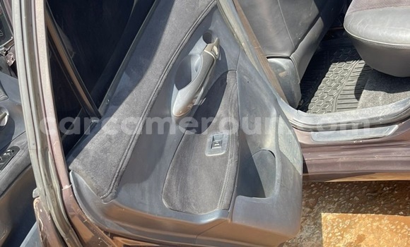 Acheter Occasion Voiture Toyota Blade Marron à Yaoundé, Central Cameroon Acheter Occasion Voiture Toyota Blade Marron à Yaoundé, Central Cameroon