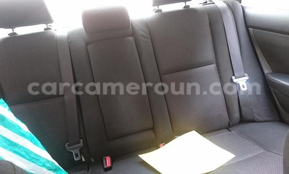 Sayi Na hannu Toyota Avensis Azurfa Mota in Douala a Ƙasar Kamaru Sayi Na hannu Toyota Avensis Azurfa Mota in Douala a Ƙasar Kamaru