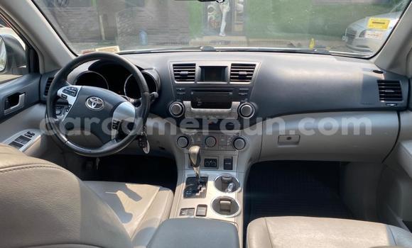 Buy Used Toyota Highlander White Car in Douala in Littoral Cameroon Buy Used Toyota Highlander White Car in Douala in Littoral Cameroon