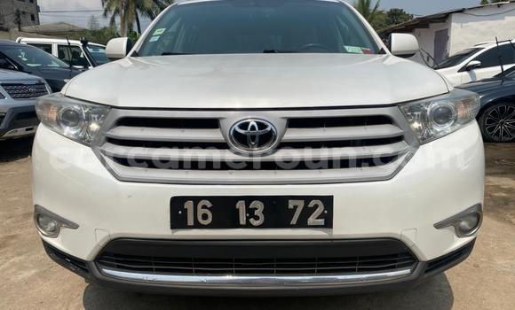 Buy Used Toyota Highlander White Car in Douala in Littoral Cameroon Buy Used Toyota Highlander White Car in Douala in Littoral Cameroon