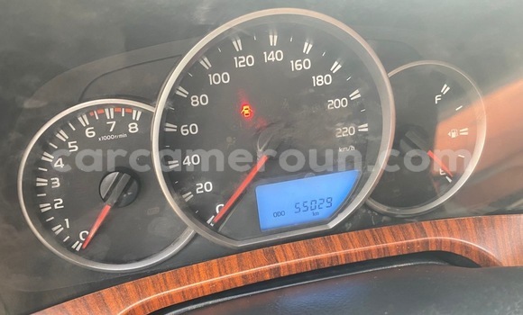 Sayi Sabo Toyota RAV4 White Mota in Douala a Ƙasar Kamaru Sayi Sabo Toyota RAV4 White Mota in Douala a Ƙasar Kamaru