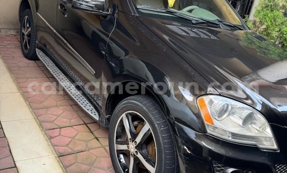 Sayi Na hannu Mercedes‒Benz ML–Class Black Mota in Douala a Ƙasar Kamaru Sayi Na hannu Mercedes‒Benz ML–Class Black Mota in Douala a Ƙasar Kamaru