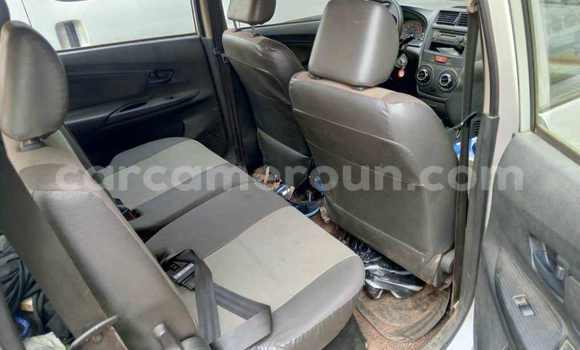 Acheter Occasion Voiture Toyota Avanza Gris à Yaoundé, Central Cameroon Acheter Occasion Voiture Toyota Avanza Gris à Yaoundé, Central Cameroon