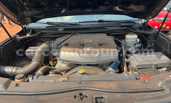 Acheter Neuf Voiture Toyota Land Cruiser Prado Noir à Yaoundé, Central Cameroon Acheter Neuf Voiture Toyota Land Cruiser Prado Noir à Yaoundé, Central Cameroon