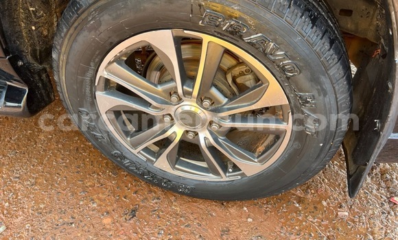 Acheter Neuf Voiture Toyota Land Cruiser Prado Noir à Yaoundé, Central Cameroon Acheter Neuf Voiture Toyota Land Cruiser Prado Noir à Yaoundé, Central Cameroon