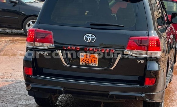 Acheter Neuf Voiture Toyota Land Cruiser Prado Noir à Yaoundé, Central Cameroon Acheter Neuf Voiture Toyota Land Cruiser Prado Noir à Yaoundé, Central Cameroon