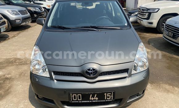 Acheter Import Voiture Toyota Corolla Verso Gris à Douala, Littoral Cameroon Acheter Import Voiture Toyota Corolla Verso Gris à Douala, Littoral Cameroon