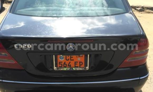 Sayi Na hannu Mercedes‒Benz C–Class Black Mota in Yaounde a Babban Kamaru Sayi Na hannu Mercedes‒Benz C–Class Black Mota in Yaounde a Babban Kamaru