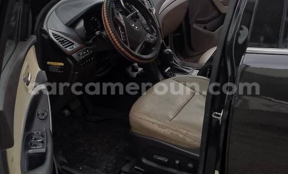Sayi Sabo Hyundai Santa Fe Black Mota in Douala a Ƙasar Kamaru Sayi Sabo Hyundai Santa Fe Black Mota in Douala a Ƙasar Kamaru