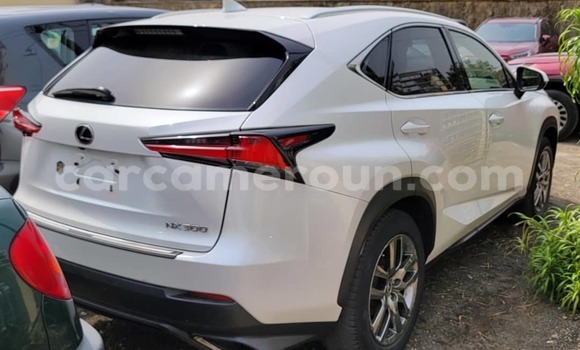 Acheter Occasion Voiture Lexus NX Blanc à Douala, Littoral Cameroon Acheter Occasion Voiture Lexus NX Blanc à Douala, Littoral Cameroon