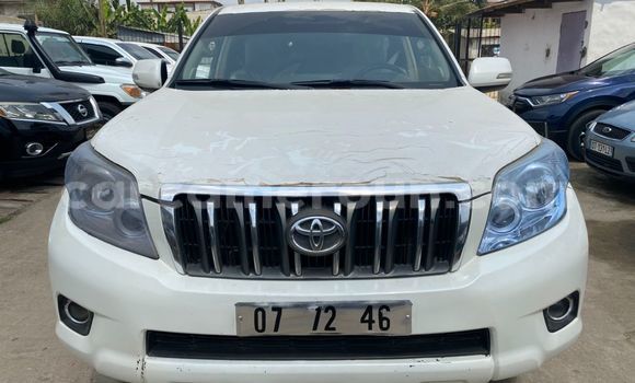 Acheter Occasion Voiture Toyota Prado Blanc à Douala, Littoral Cameroon