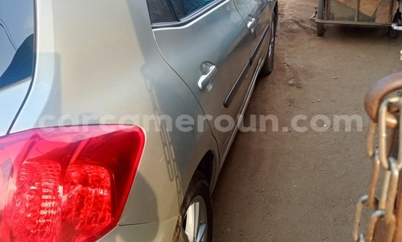 Acheter Import Voiture Toyota Auris Gris à Douala, Littoral Cameroon Acheter Import Voiture Toyota Auris Gris à Douala, Littoral Cameroon