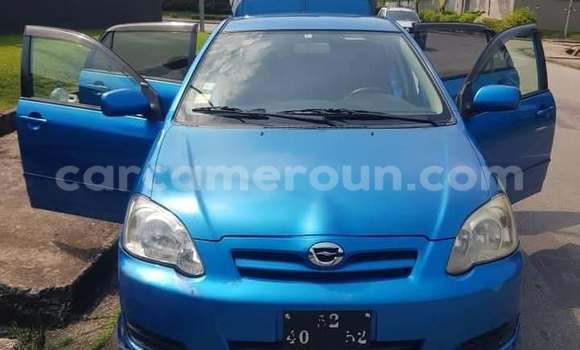 Sayi Na hannu Toyota AE91 Blue Mota in Douala a Ƙasar Kamaru