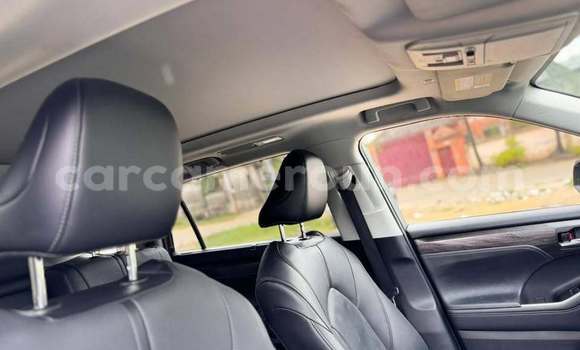 Acheter Occasion Voiture Toyota Highlander Noir à Douala, Littoral Cameroon Acheter Occasion Voiture Toyota Highlander Noir à Douala, Littoral Cameroon