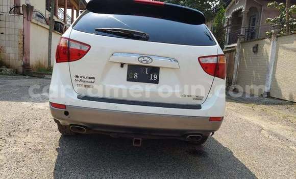 Buy Used Hyundai Veracruz White Car in Douala in Littoral Cameroon Buy Used Hyundai Veracruz White Car in Douala in Littoral Cameroon