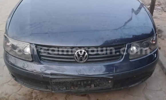 Sayi Na hannu Volkswagen Passat Sauran Mota in Douala a Ƙasar Kamaru