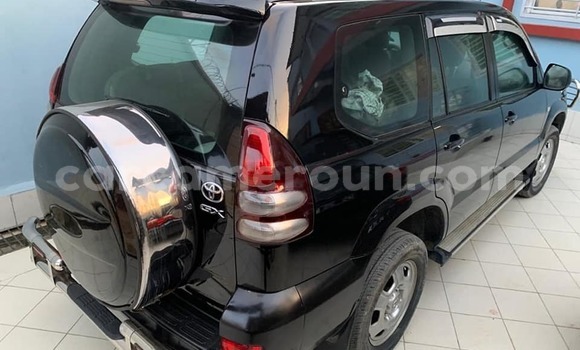 Sayi Na hannu Toyota Land Cruiser Prado Black Mota in Douala a Ƙasar Kamaru Sayi Na hannu Toyota Land Cruiser Prado Black Mota in Douala a Ƙasar Kamaru