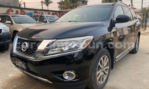 Acheter Import Voiture Nissan Pathfinder Noir à Douala, Littoral Cameroon