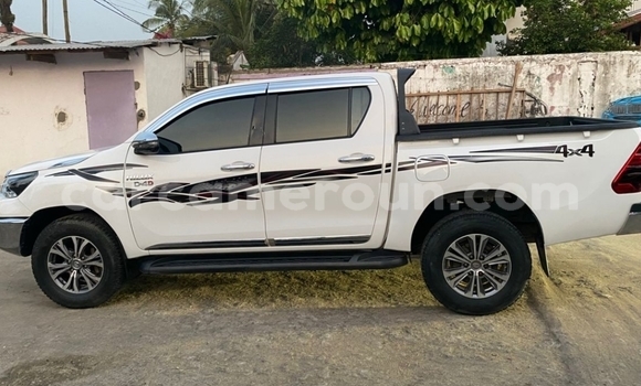 Buy Import Toyota Hilux White Car in Douala in Littoral Cameroon Buy Import Toyota Hilux White Car in Douala in Littoral Cameroon