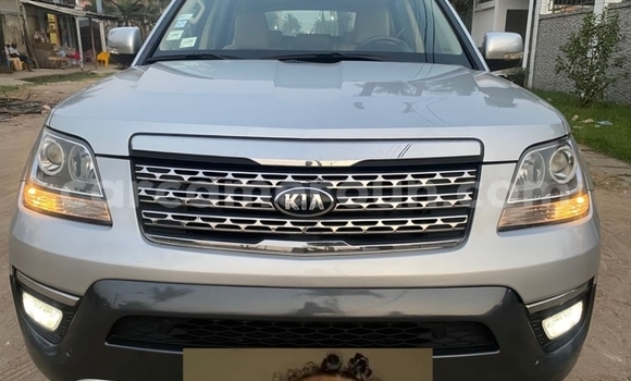 Sayi Na hannu Kia Mohave (Borrego) Azurfa Mota in Douala a Ƙasar Kamaru Sayi Na hannu Kia Mohave (Borrego) Azurfa Mota in Douala a Ƙasar Kamaru