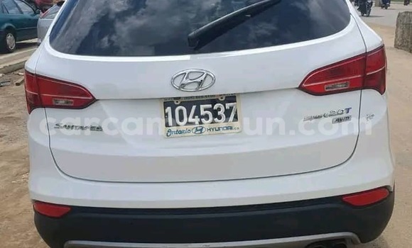 Buy Used Hyundai Santa Fe White Car in Douala in Littoral Cameroon Buy Used Hyundai Santa Fe White Car in Douala in Littoral Cameroon