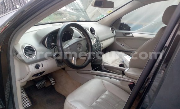 Acheter Occasion Voiture Mercedes‒Benz ML–Class Noir à Douala, Littoral Cameroon Acheter Occasion Voiture Mercedes‒Benz ML–Class Noir à Douala, Littoral Cameroon