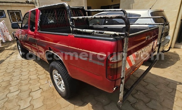 Acheter Neuf Voiture Toyota Pickup Rouge à Douala, Littoral Cameroon Acheter Neuf Voiture Toyota Pickup Rouge à Douala, Littoral Cameroon