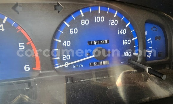 Acheter Neuf Voiture Toyota Pickup Rouge à Douala, Littoral Cameroon Acheter Neuf Voiture Toyota Pickup Rouge à Douala, Littoral Cameroon