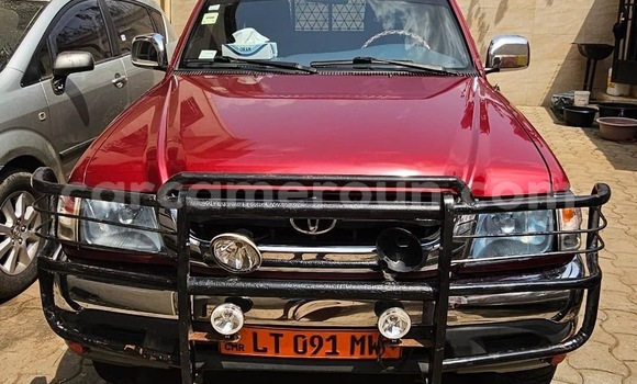 Acheter Neuf Voiture Toyota Pickup Rouge à Douala, Littoral Cameroon Acheter Neuf Voiture Toyota Pickup Rouge à Douala, Littoral Cameroon