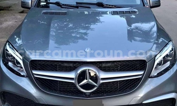 Sayi Na hannu Mercedes‒Benz GLE Sauran Mota in Douala a Ƙasar Kamaru