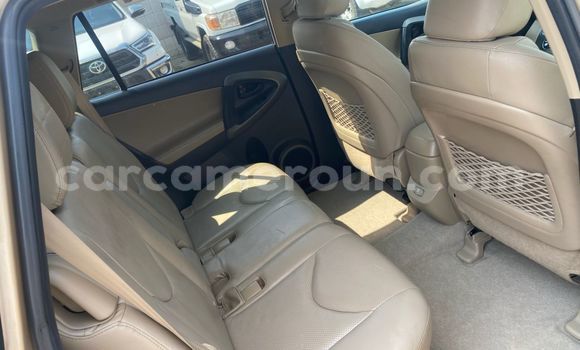 Acheter Occasion Voiture Toyota RAV4 Beige à Douala, Littoral Cameroon Acheter Occasion Voiture Toyota RAV4 Beige à Douala, Littoral Cameroon