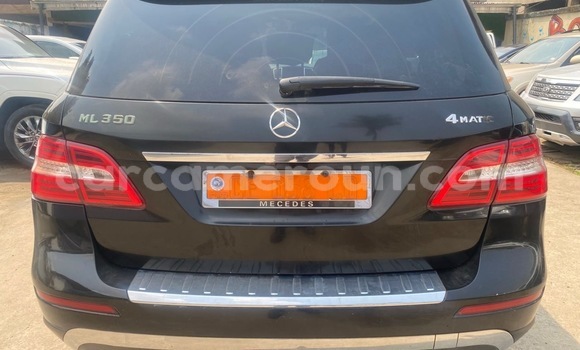 Acheter Occasion Voiture Mercedes‒Benz ML–Class Noir à Douala, Littoral Cameroon Acheter Occasion Voiture Mercedes‒Benz ML–Class Noir à Douala, Littoral Cameroon