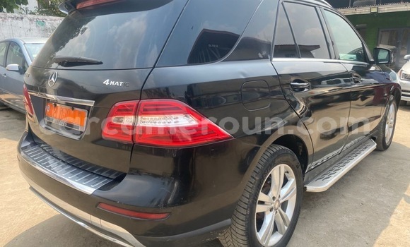 Acheter Occasion Voiture Mercedes‒Benz ML–Class Noir à Douala, Littoral Cameroon Acheter Occasion Voiture Mercedes‒Benz ML–Class Noir à Douala, Littoral Cameroon