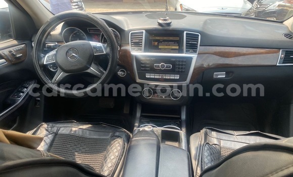 Acheter Occasion Voiture Mercedes‒Benz ML–Class Noir à Douala, Littoral Cameroon Acheter Occasion Voiture Mercedes‒Benz ML–Class Noir à Douala, Littoral Cameroon