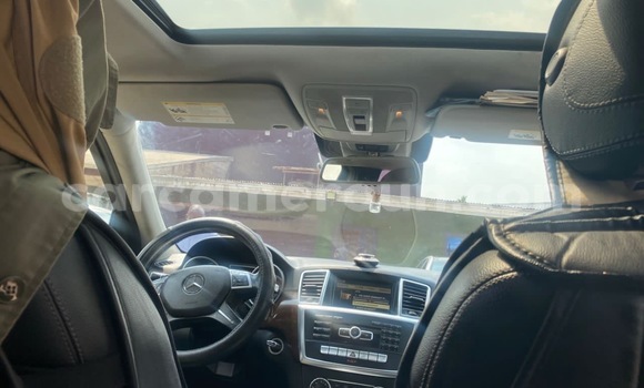 Acheter Occasion Voiture Mercedes‒Benz ML–Class Noir à Douala, Littoral Cameroon Acheter Occasion Voiture Mercedes‒Benz ML–Class Noir à Douala, Littoral Cameroon